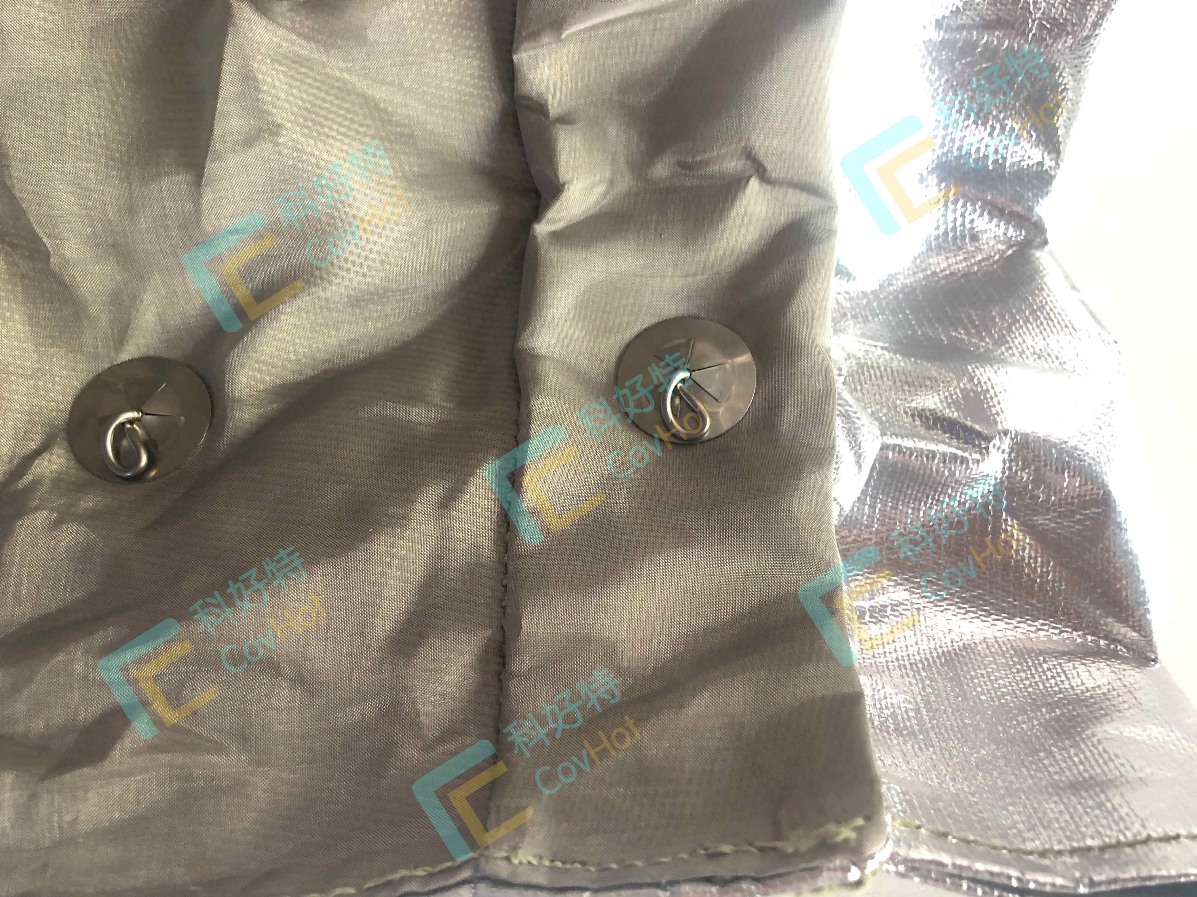 <a href=http://www.star-car.cn/e/tags/?tagname=%E5%8F%AF%E6%8B%86%E5%8D%B8%E4%BF%9D%E6%B8%A9 target=_blank class=infotextkey>可拆卸保溫</a>護套