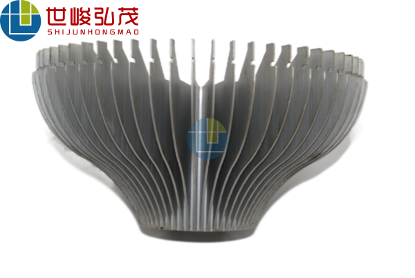 CNC數(shù)控車太陽花散熱器深加工鋁型材 CNC數(shù)控車太陽花散熱器深加工鋁型材